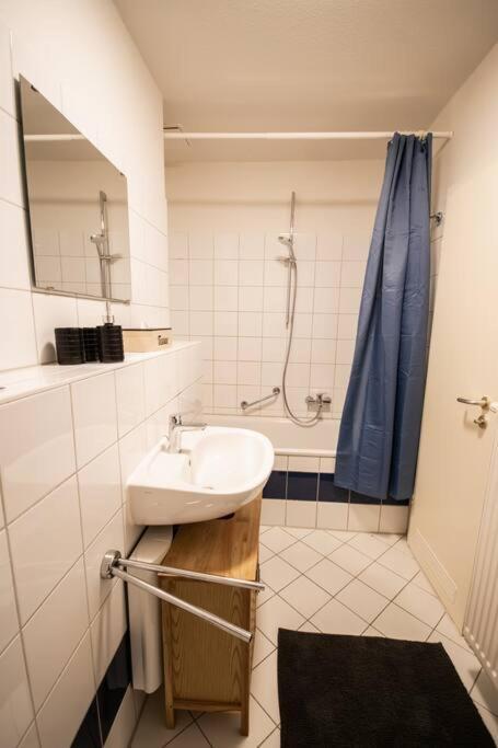 Super Lage Modern Boxspringbett *Netflix* Wlan* Appartement Chemnitz Buitenkant foto